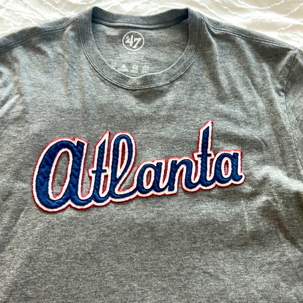 Braves Atlanta ‘47 heater grey tee shirt